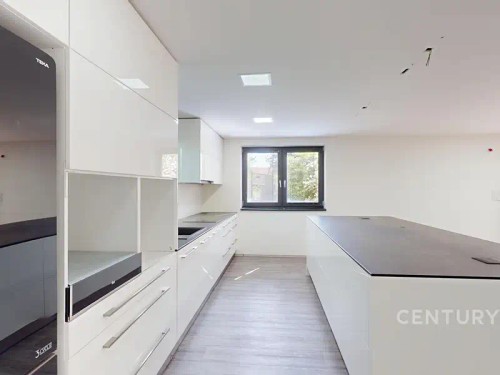 Prodej domu 319 m², pozemek 1499 m²
