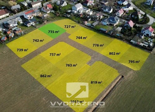 Prodej stavebního pozemku 735 m²