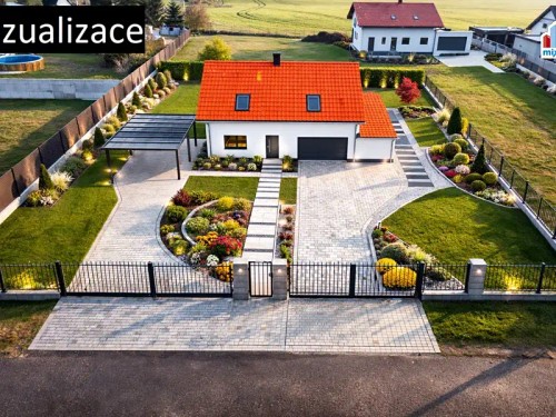 Prodej stavebního pozemku 1032 m²