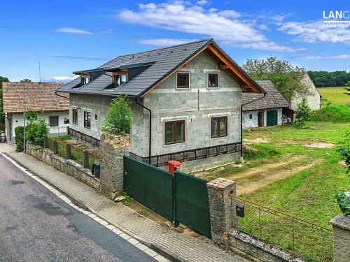 Prodej domu 188 m², pozemek 3237 m²