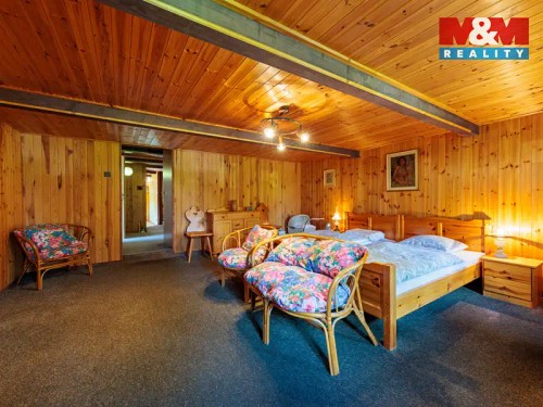 Prodej domu 250 m², pozemek 4516 m²