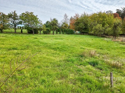 Prodej stavebního pozemku 1263 m²