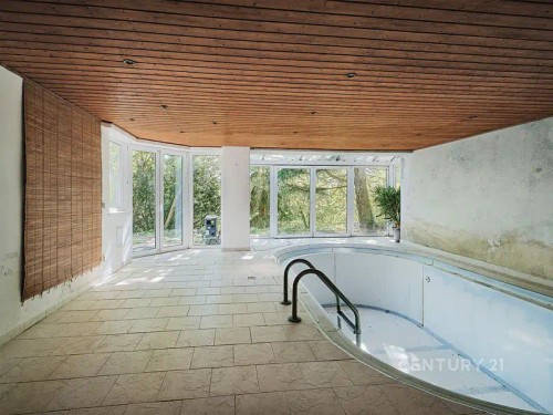 Prodej domu 378 m², pozemek 1900 m²