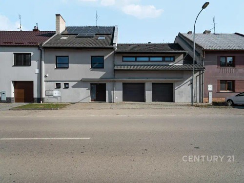 Prodej domu 232 m², pozemek 931 m²