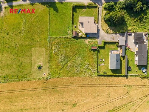 Prodej stavebního pozemku 2565 m²