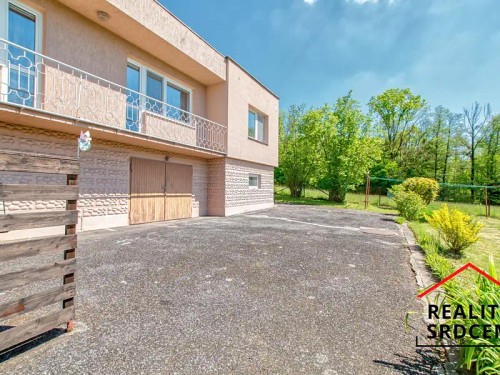 Prodej domu 229 m², pozemek 2123 m²