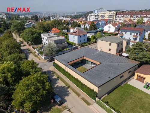 Prodej domu 365 m², pozemek 623 m²