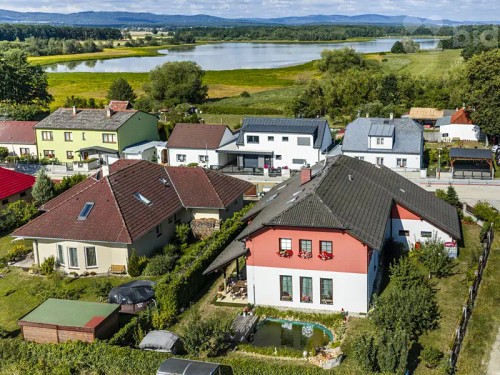 Prodej domu 345 m², pozemek 789 m²