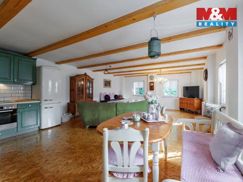 Prodej domu 228 m², pozemek 1683 m²