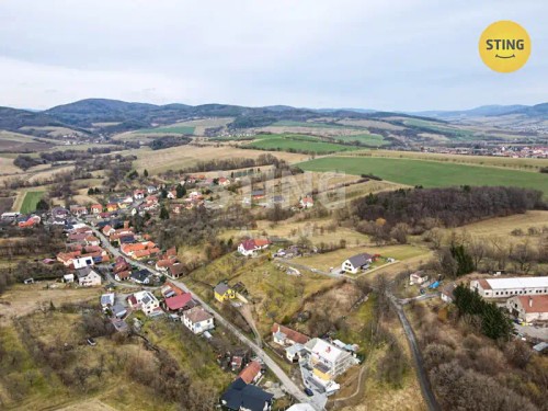 Prodej stavebního pozemku 807 m²