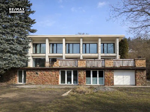 Prodej domu 290 m², pozemek 873 m²