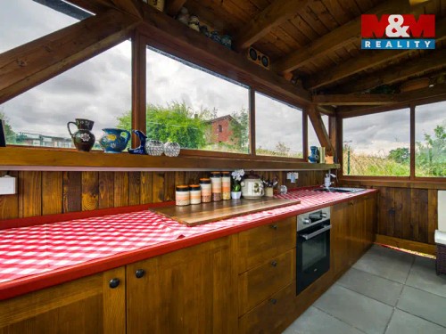 Prodej stavebního pozemku 587 m²
