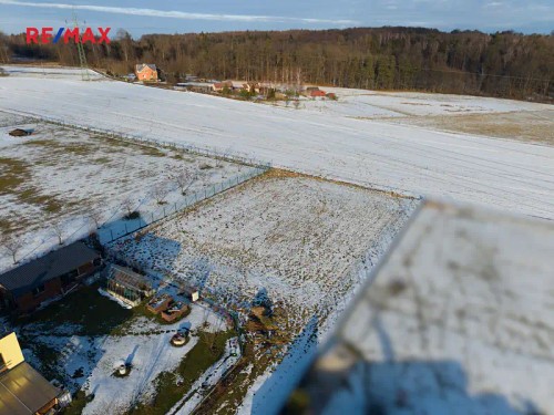 Prodej stavebního pozemku 1689 m²