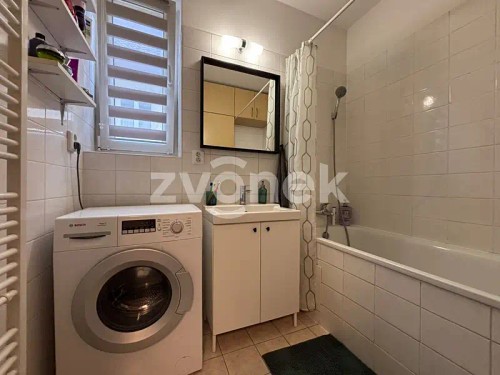 Prodej bytu 2+1 56 m²