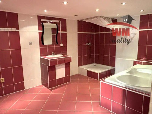 Prodej domu 315 m², pozemek 1640 m²