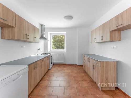 Prodej domu 320 m², pozemek 475 m²