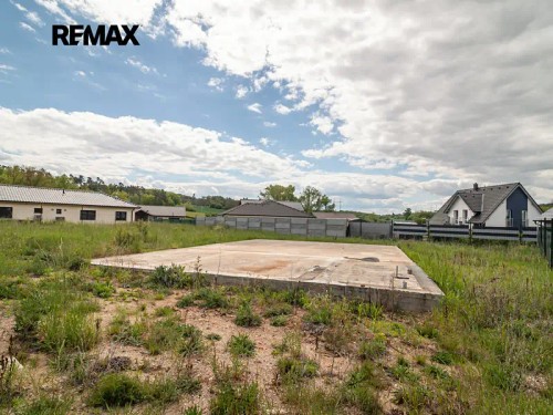 Prodej stavebního pozemku 1019 m²