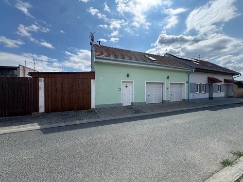 Prodej domu 220 m², pozemek 249 m²
