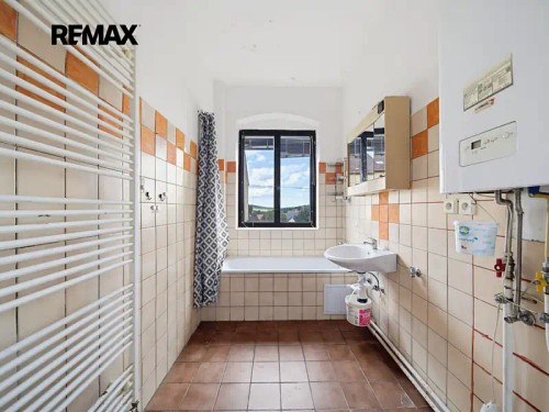 Prodej domu 340 m², pozemek 300 m²