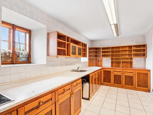 Prodej domu 380 m², pozemek 3366 m²