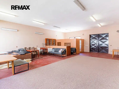 Prodej domu 545 m², pozemek 1355 m²