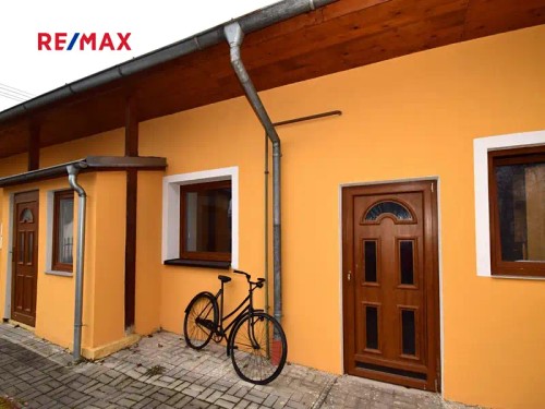 Prodej domu 100 m², pozemek 122 m²