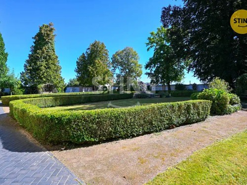 Prodej vily 700 m², pozemek 3228 m²