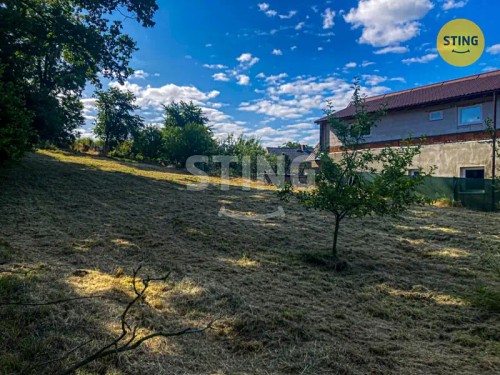 Prodej stavebního pozemku 836 m²