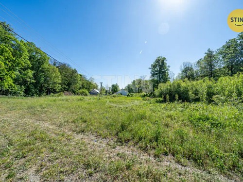 Prodej stavebního pozemku 1270 m²