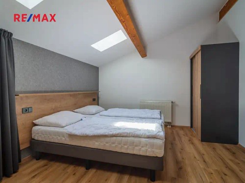 Prodej bytu 4+kk 102 m²