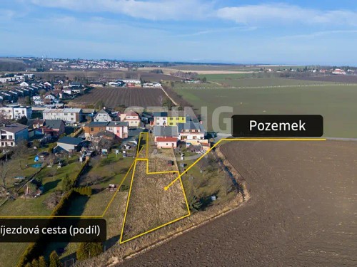Prodej stavebního pozemku 828 m²