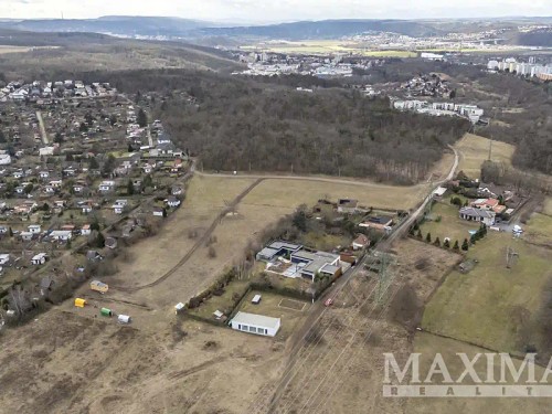 Prodej stavebního pozemku 890 m²