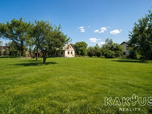 Prodej stavebního pozemku 969 m²
