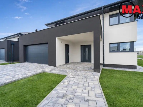 Prodej domu 216 m², pozemek 821 m²