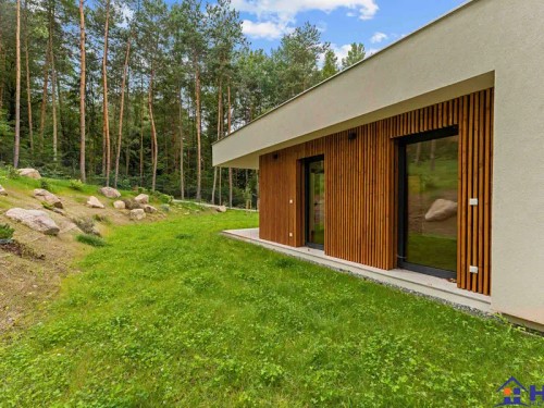 Prodej vily 265 m², pozemek 1811 m²