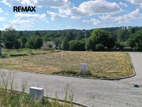 Prodej stavebního pozemku 1416 m²