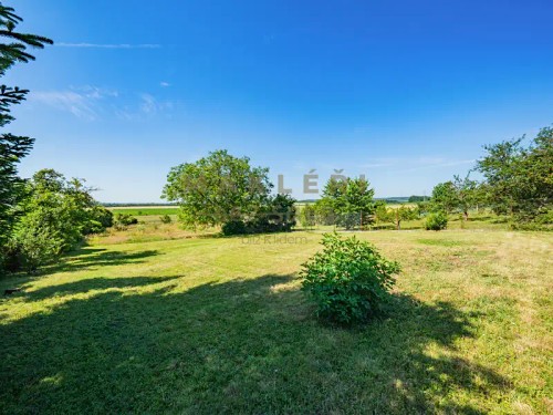 Prodej domu 400 m², pozemek 1899 m²