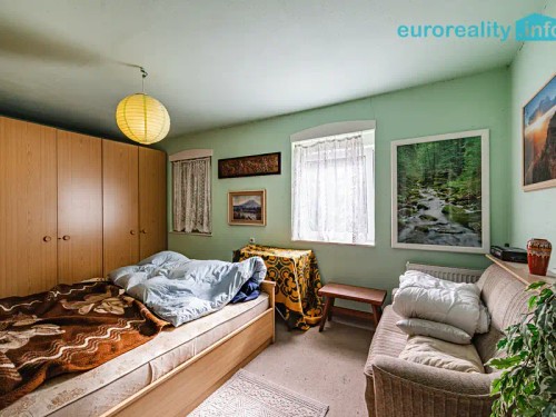 Prodej domu 178 m², pozemek 25612 m²