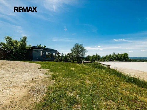 Prodej stavebního pozemku 3007 m²
