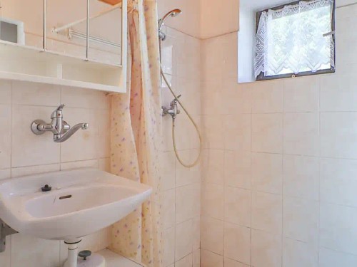 Prodej chaty 400 m², pozemek 400 m²