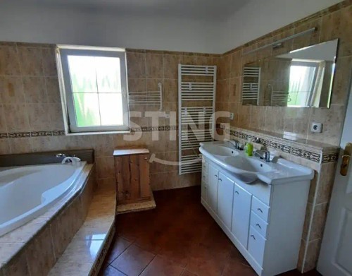 Prodej domu 268 m², pozemek 1827 m²