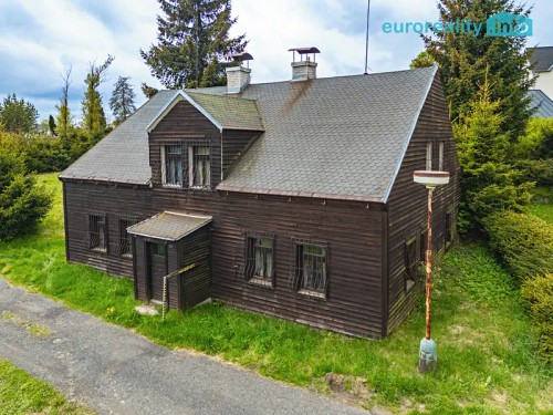 Prodej chalupy 200 m², pozemek 926 m²