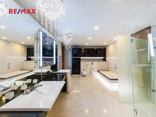 Prodej domu 365 m², pozemek 623 m²