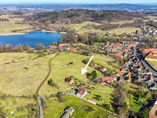 Prodej stavebního pozemku 1798 m²