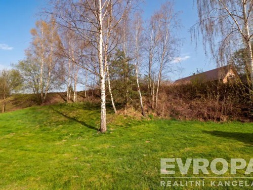 Prodej stavebního pozemku 1410 m²