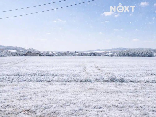 Prodej stavebního pozemku 1200 m²