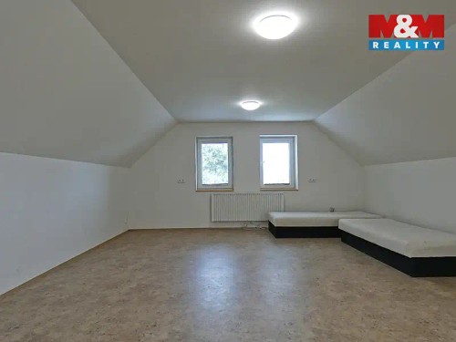 Prodej domu 186 m², pozemek 948 m²