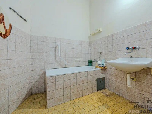 Prodej bytu 2+1 77 m²