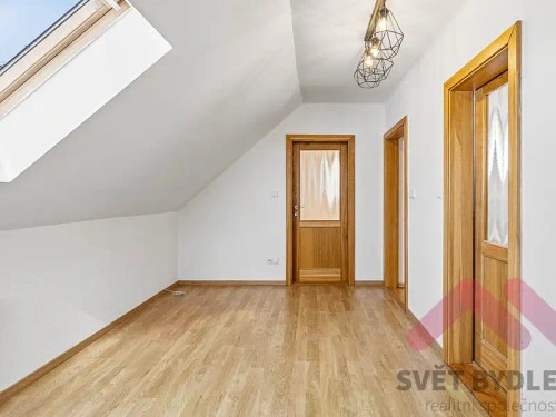 Prodej domu 189 m², pozemek 643 m²