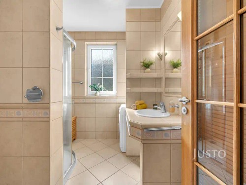 Prodej chaty 120 m², pozemek 646 m²